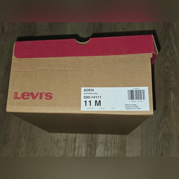 Levi’s Aden White Natural Canvas Sneakers Men’s 11 | NIB - Picture 3 of 14